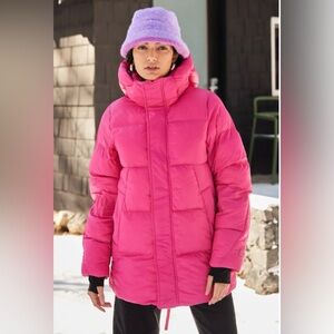 Halfdays Tabei Parka in Alpenglow (pink) Size Small